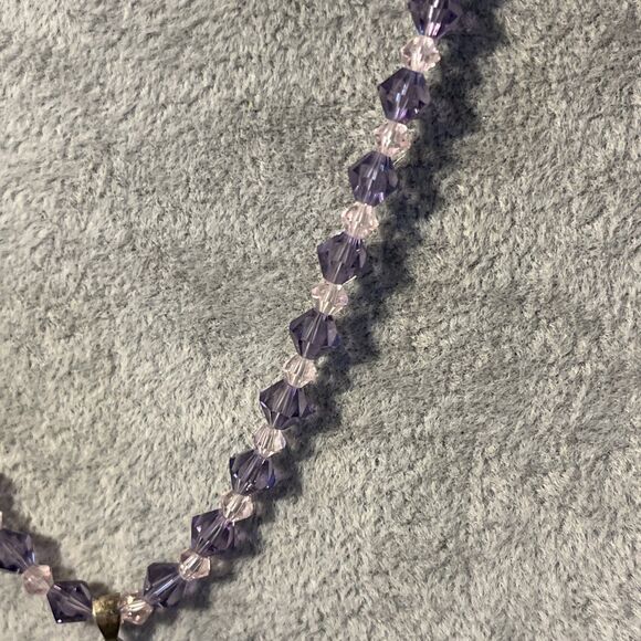Beautiful Faceted Crystal Pendant & Beaded Necklace Purple Pink Elegant Dainty - Picture 6 of 8